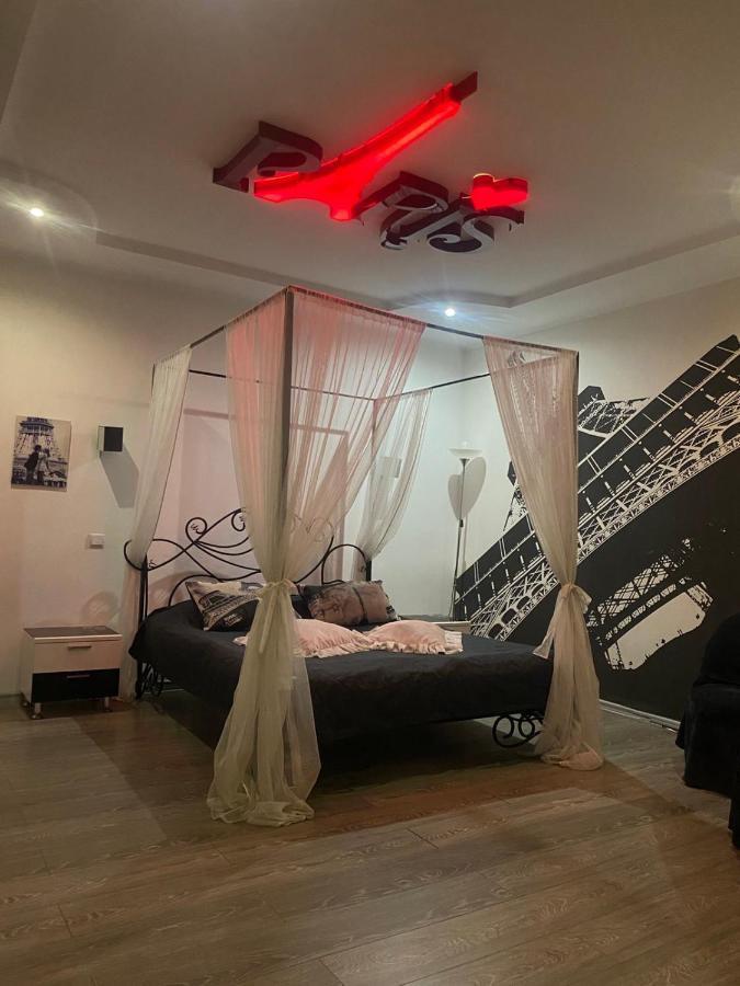 Complex Khutor Hotel Velyka Omelyana Buitenkant foto
